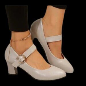 Creme White or Light Beige Block Chunky Heel Shoes with Rhinestone Buckle Sz 9 …